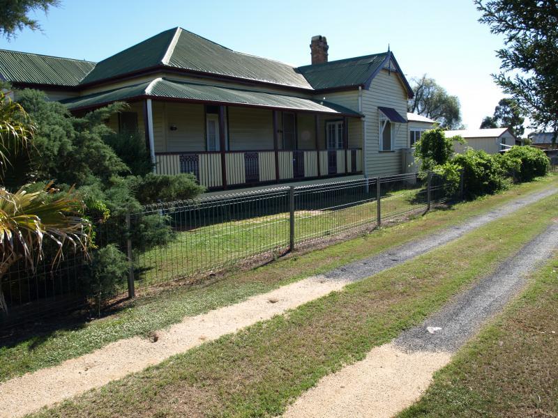 25 Norman Street, Clifton, Qld 4361 Property Details