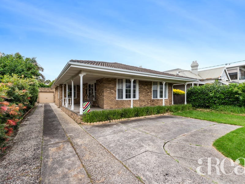 37 Beach Road, Hampton, VIC 3188