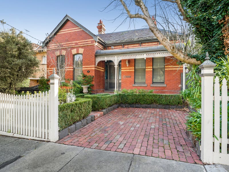 16 Malvern Grove, Caulfield North, VIC 3161
