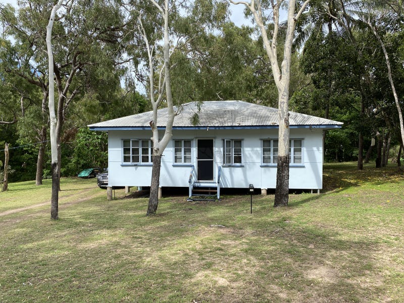 32 Street, Picnic Bay, QLD 4819