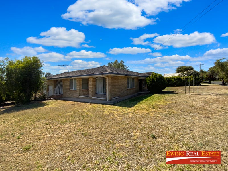 1 BALDWIN PLACE, Gunnedah, NSW 2380 House for Sale