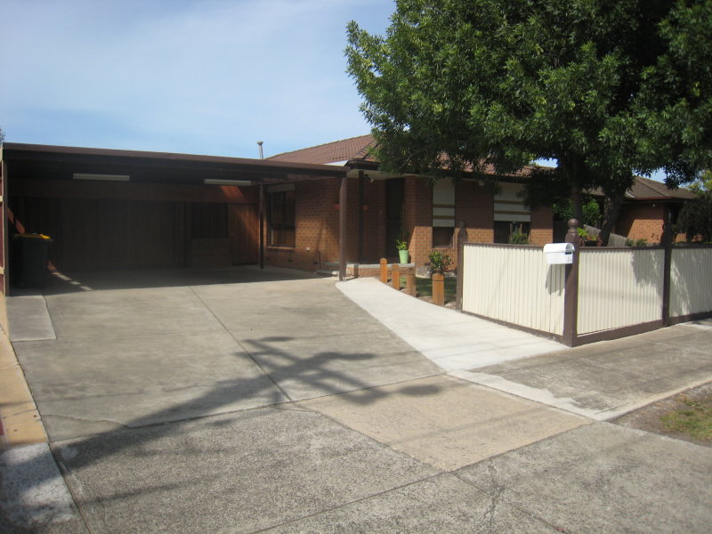 64 Carlisle Drive, Epping, VIC 3076
