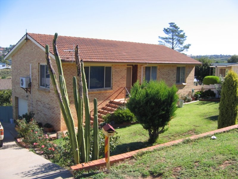 110 EDWARD STREET, Young, NSW 2594 Property Details