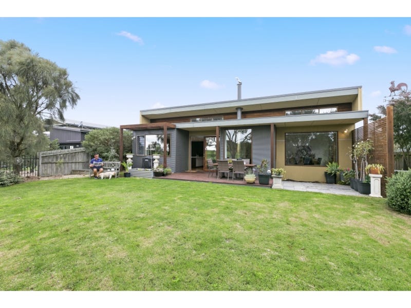 9 St Way, Torquay, Vic 3228 Property Details