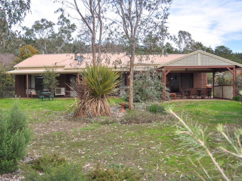 67 Monkey Gully Road, Mansfield, VIC 3722