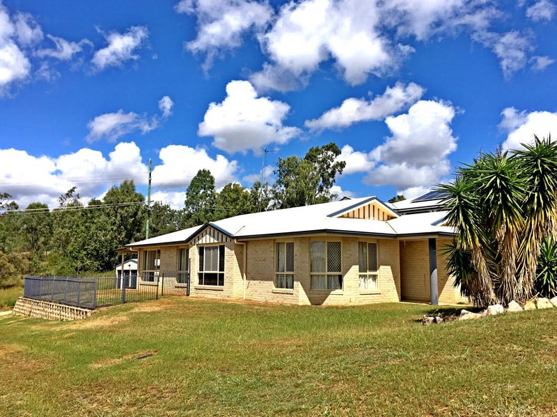 25 Davis Crescent, Gatton, Qld 4343 Property Details