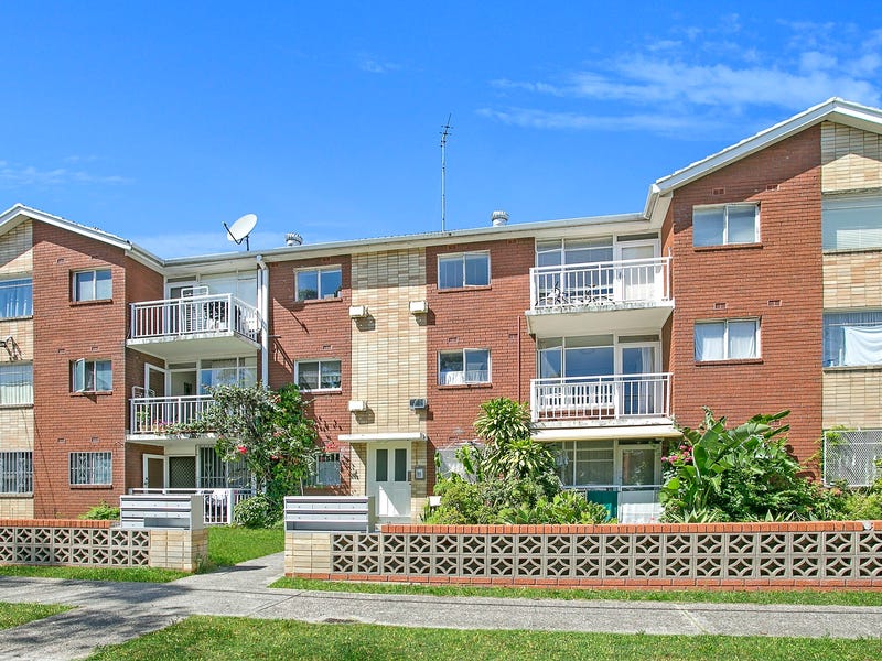 1/6 Barber Avenue, Eastlakes, NSW 2018 Property Details