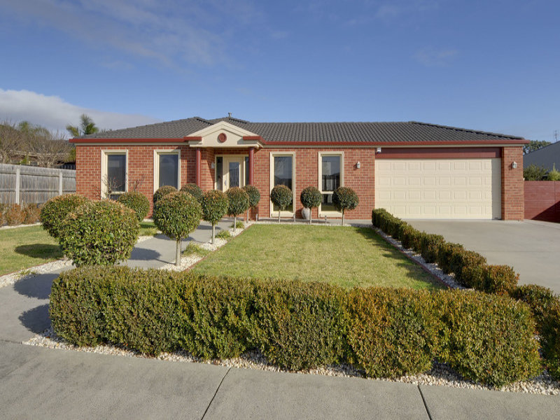 8 Fairway Drive, Traralgon, Vic 3844 Property Details