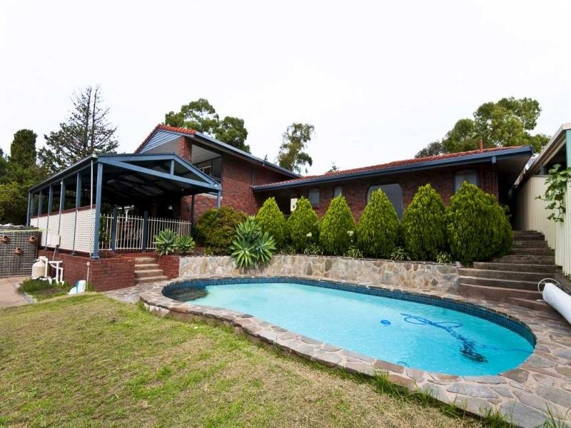 65 Pine Drive, Aberfoyle Park, SA 5159