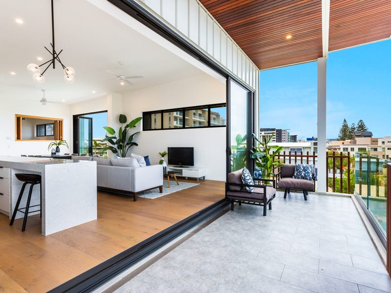 28 Jefferson Lane, Palm Beach, Qld 4221 Unit for Sale