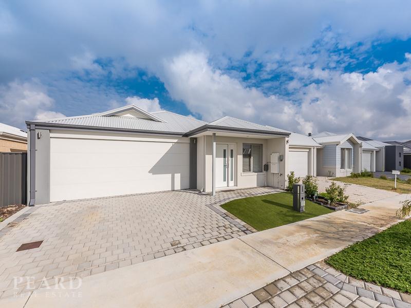 13 Edgari Street, Jindalee, WA 6036 Property Details