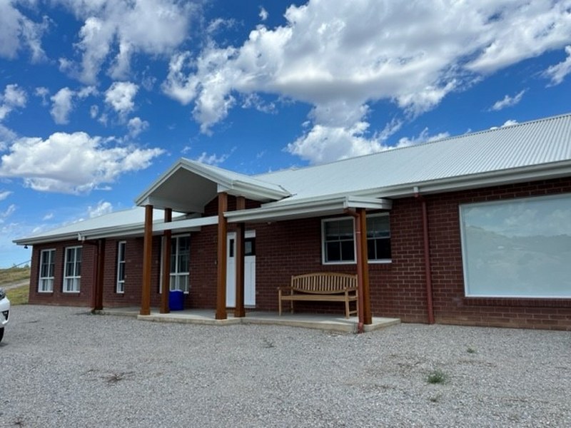 Rental Properties and Real Estate in Tamworth, NSW 2340 (+1 location