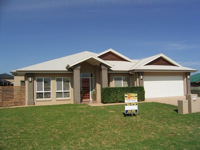 25 Mather Street, Highfields, QLD 4352