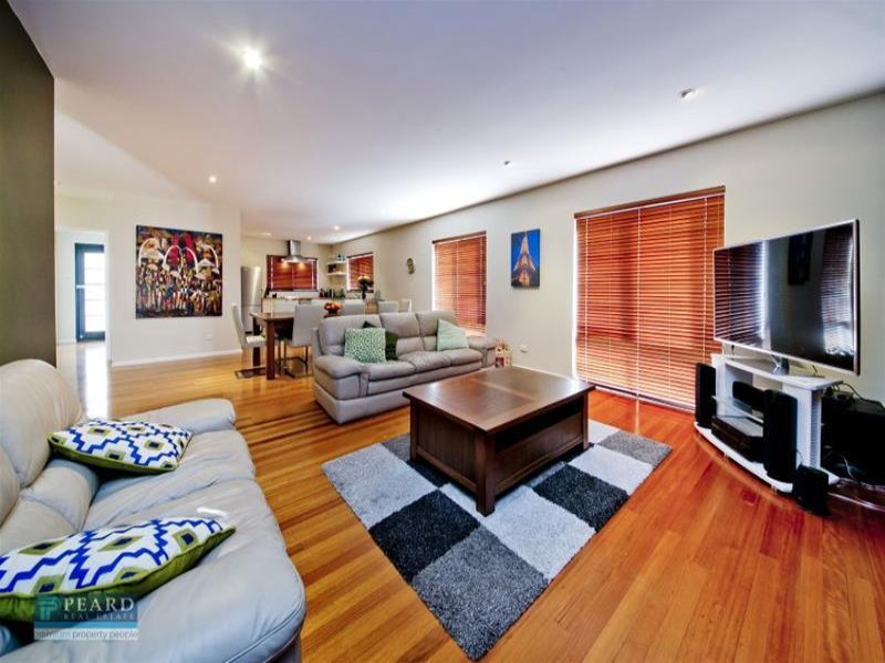 133 Alice Street, Doubleview, WA 6018 Property Details