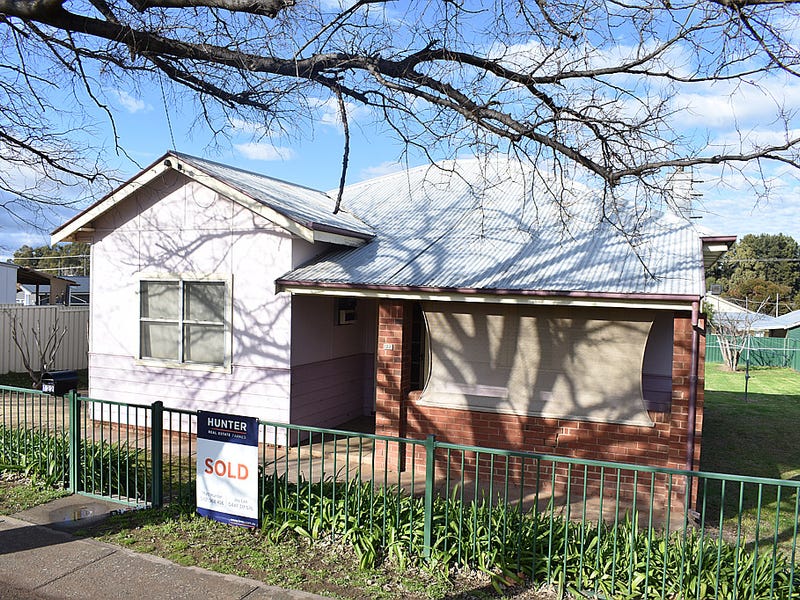 122124 Clarinda Street, Parkes, NSW 2870 Property Details