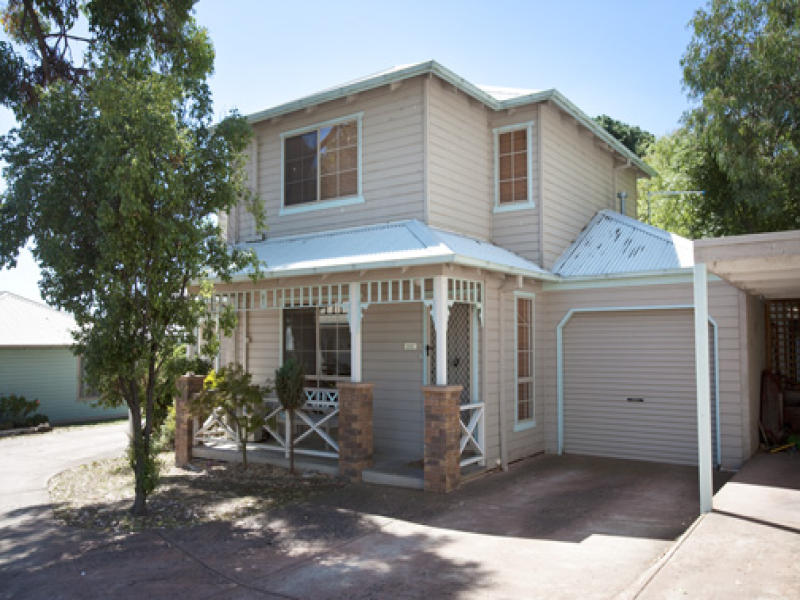 2-37-moncoe-street-boronia-vic-3155-property-details