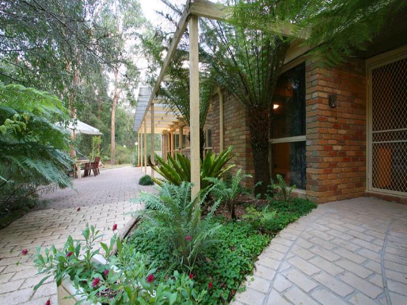 Property 105102381, Cockatoo, Vic 3781 Property Details