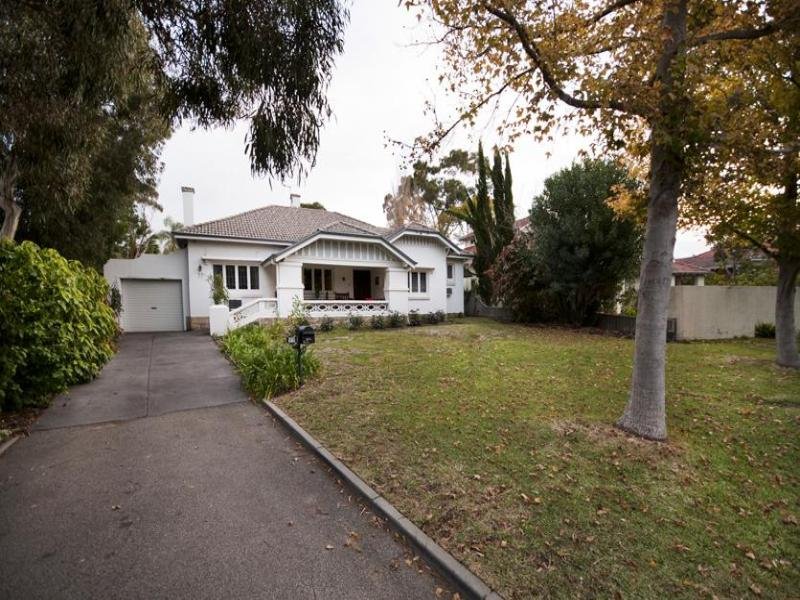 77 Circe Circle S, Dalkeith, WA 6009