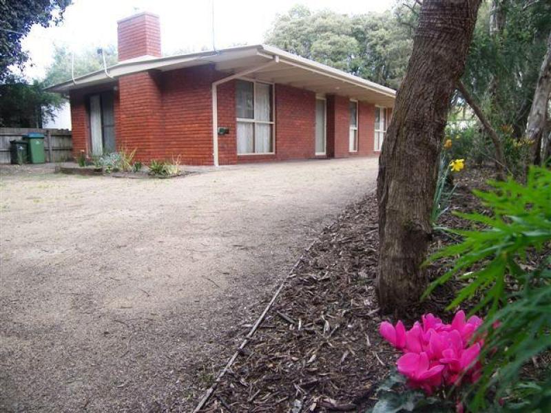 15 Edgar Street, Rye, VIC 3941