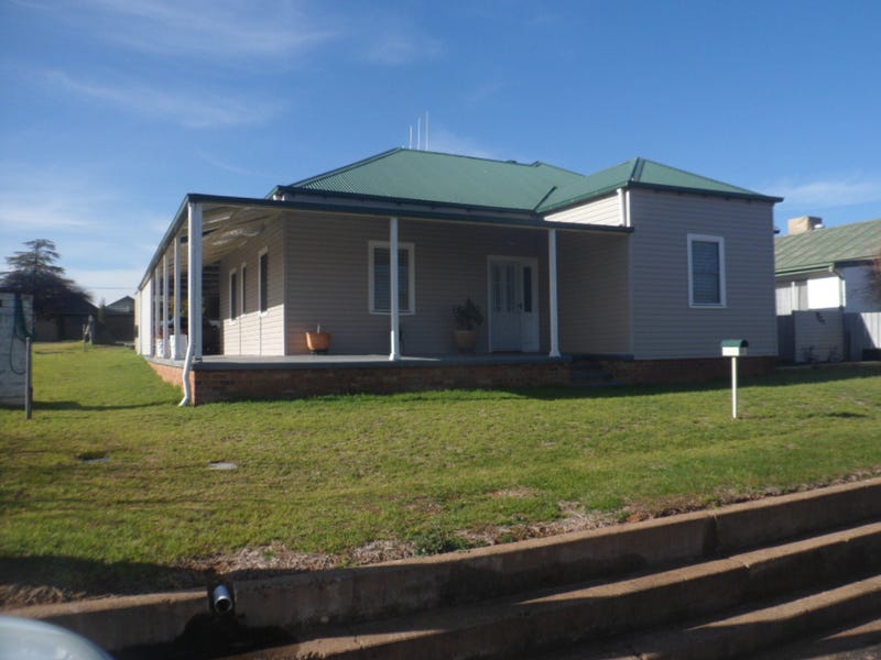 62 Tilga St, Canowindra, NSW 2804 Property Details