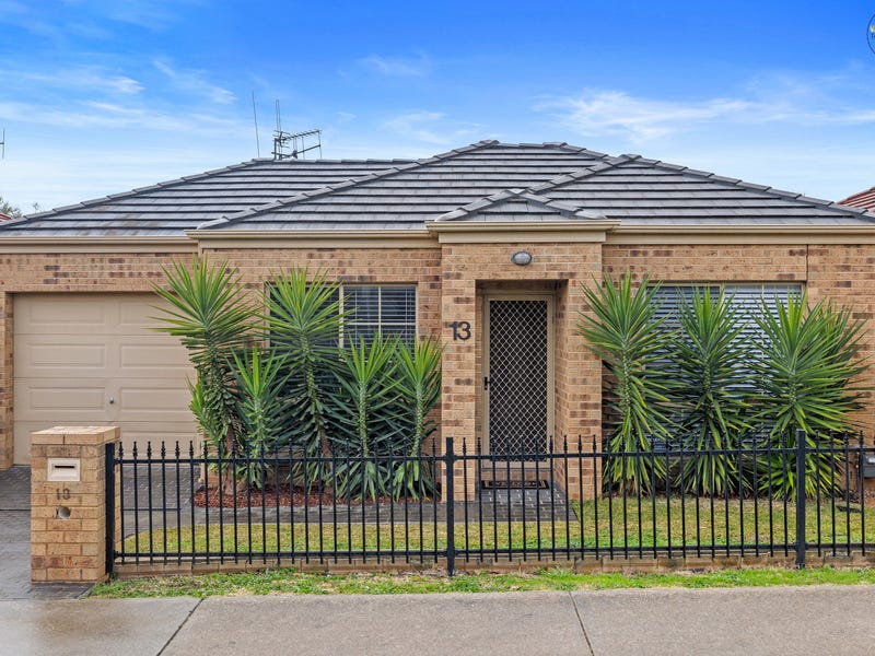 13 Lloyd Street, East Bendigo, VIC 3550