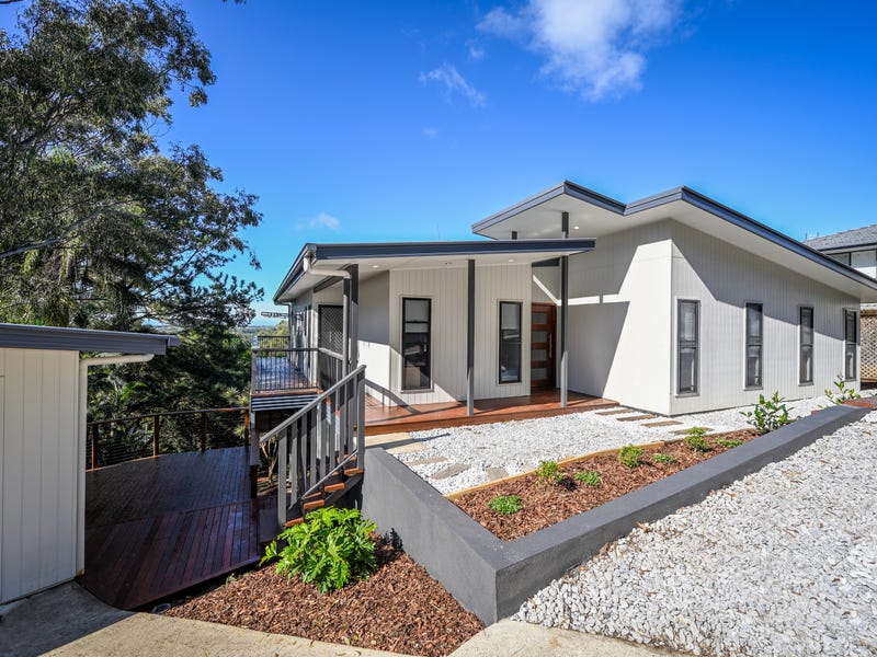 Real Estate & Property for Sale in Mooloolaba, QLD 4557 (+1 location