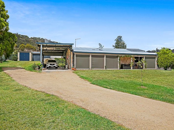 15 Pilton Valley Road, Pilton, Qld 4361 Property Details
