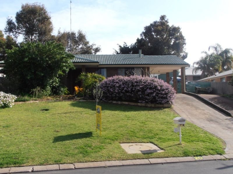 20 Whatman Way, Australind, WA 6233 Property Details