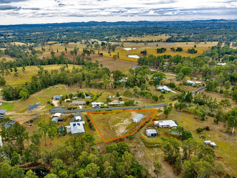 137 Green Trees Road, Pie Creek, QLD 4570