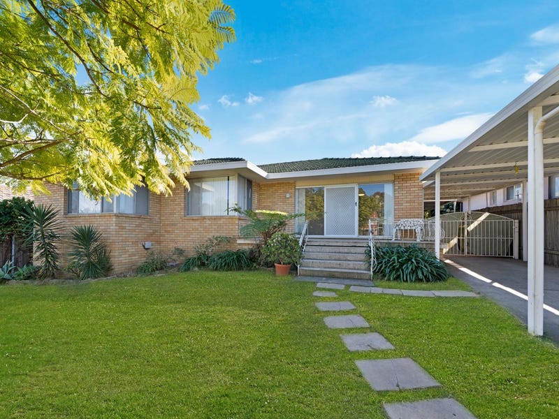 124 Rex Road, Hall, NSW 2198