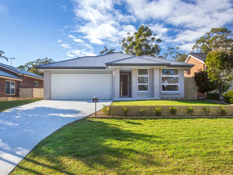 21 Avenue, Kings Point, NSW 2539
