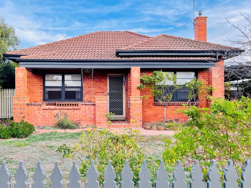 18 Macintosh Street, Shepparton, Vic 3630 Property Details