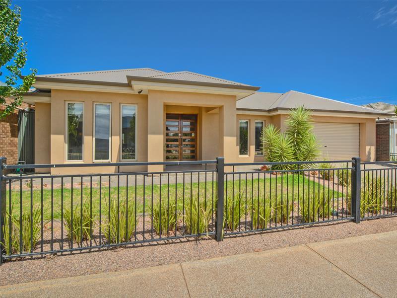 7 Hayfield Avenue, Blakeview, SA 5114 Property Details