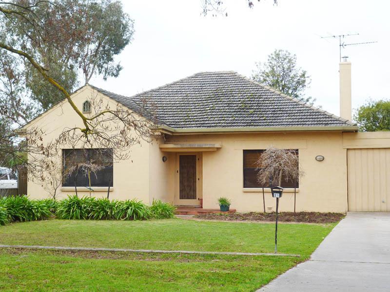 21 Sandstone Avenue, Naracoorte, SA 5271