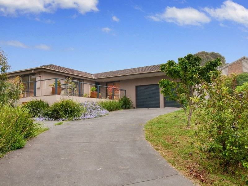 2 Beverley Hill Road, Somers, Vic 3927