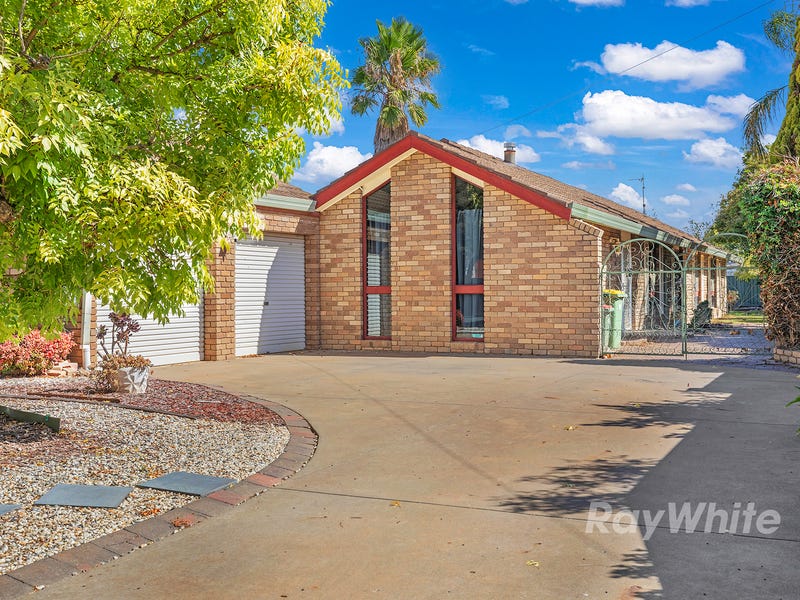 9 Shackell Street, Echuca, Vic 3564 House for Sale