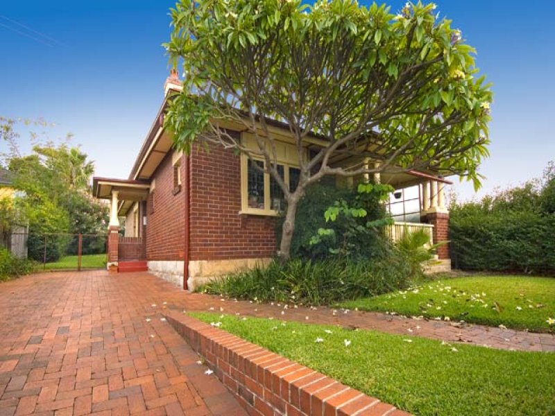 85 Balgowlah Road, Fairlight, NSW 2094 Property Details