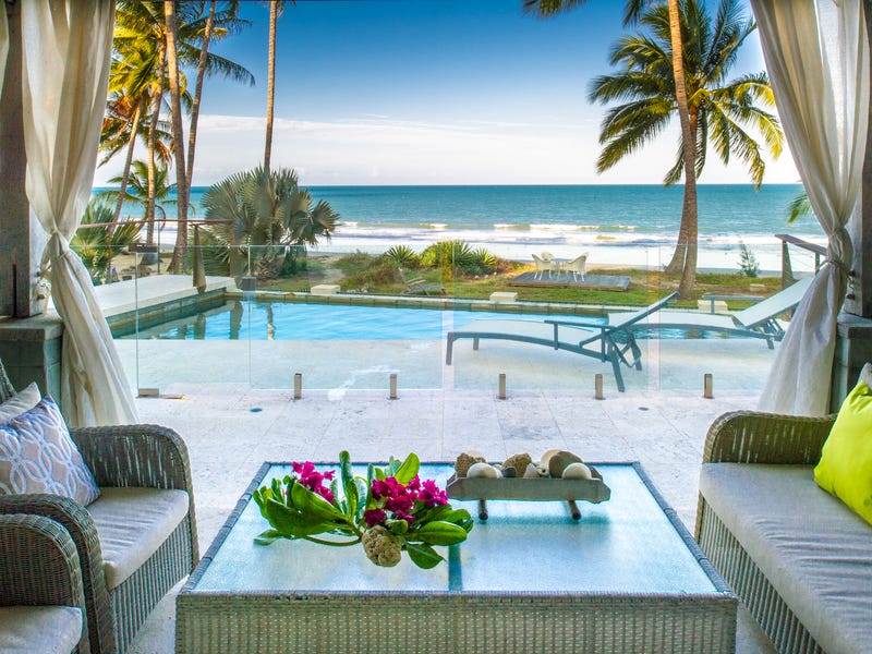 15 Oak Street, Oak Beach, QLD 4877