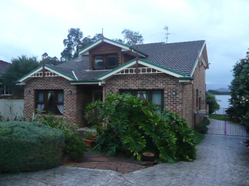 21 The Boulevarde, Oak Flats, NSW 2529