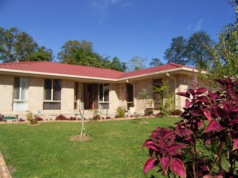 6 Dawn Court, Landsborough, Qld 4550 Property Details