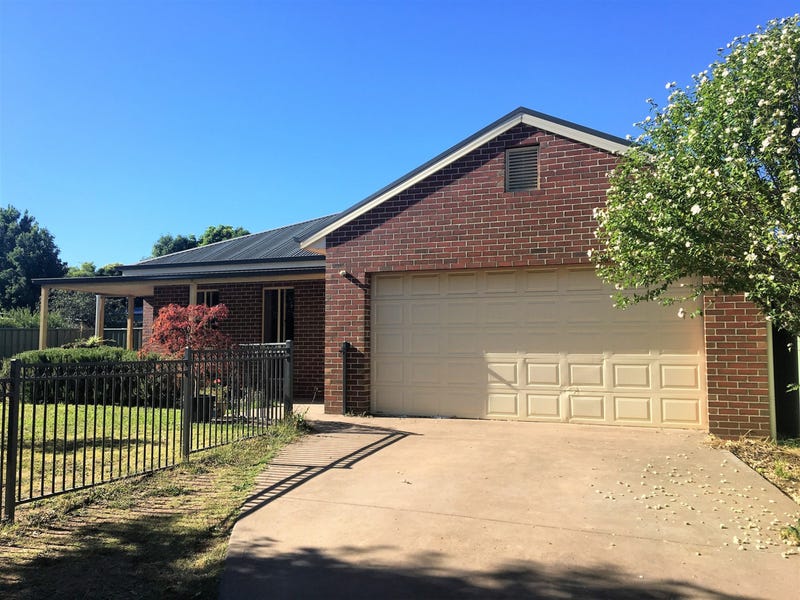 Houses for Sale in Mansfield, VIC 3722