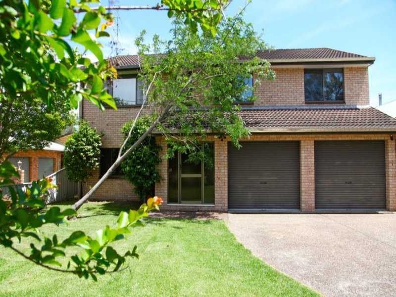 41 Brougham Avenue, Fennell Bay, NSW 2283