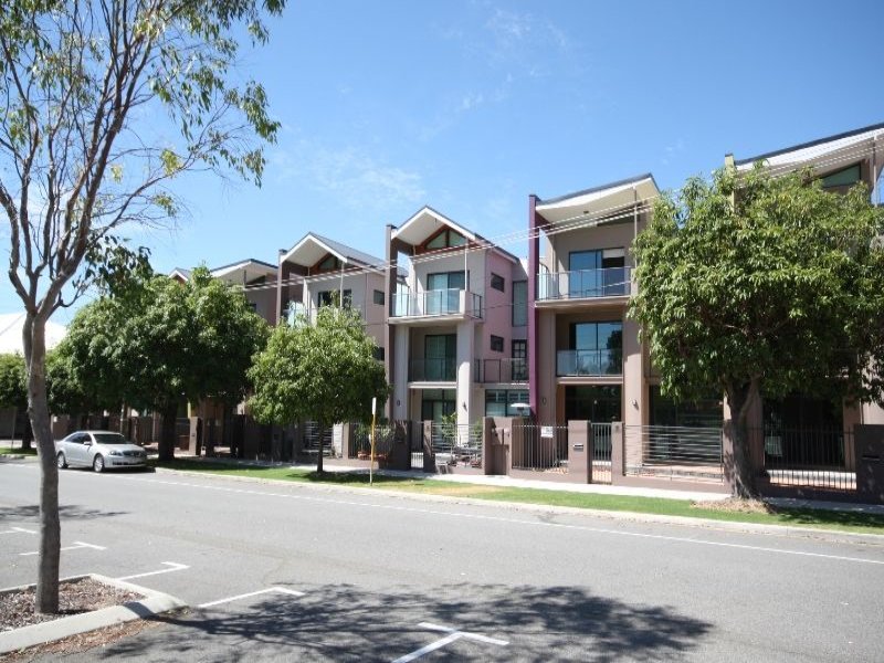 17/45 Stuart Street, Perth, WA 6000 Property Details