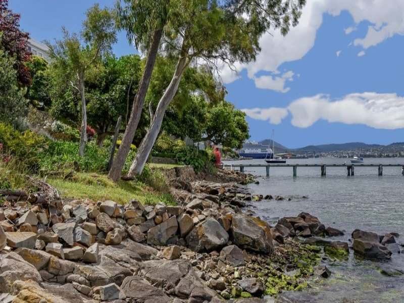 22 Clarke Avenue, Battery Point, TAS 7004