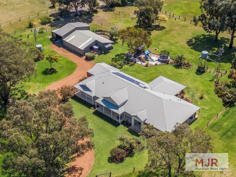 1371 Karnup Road, Serpentine, WA 6125 Property Details