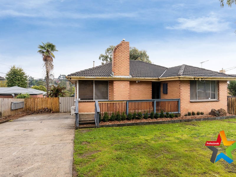 319 Hull Road, Mooroolbark, Vic 3138 Property Details
