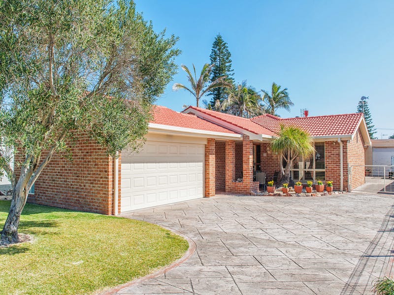 19 Morna Point Road, Anna Bay, NSW 2316