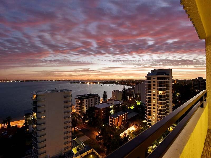 15E/16 Kings Park Avenue, Crawley, WA 6009