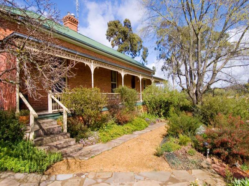 7 Wheeler Street, Castlemaine, Vic 3450 Property Details