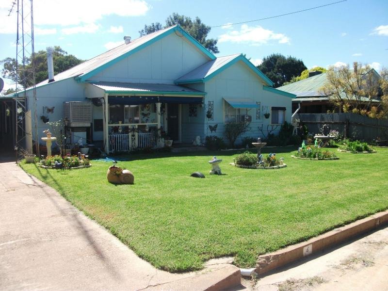 4 Poincaire Street, Trangie, NSW 2823 Property Details